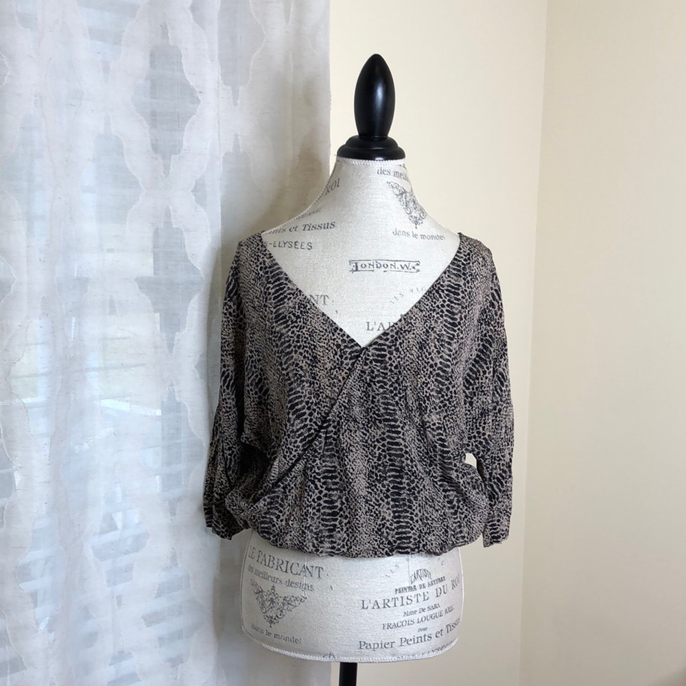 Tart 100% Silk Animal Print Top Blouse Size XS